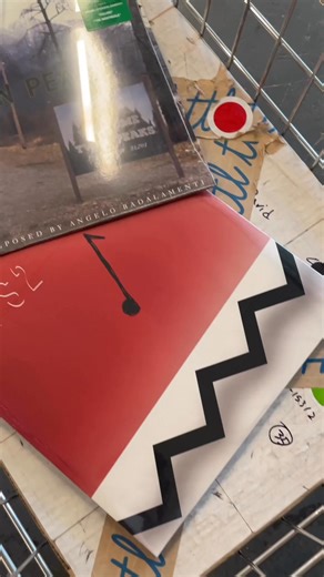#TTLreview 💥 ⇢turntablelab.com/daily ↘ 100 new arrivals this week: Fontaines D.C. TTL exclusive, Gorillaz debut EP reissue , Twin Peaks soundtracks, Kanto speaker sale more | Turntable Lab