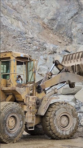 Caterpillar 966D Wheel Loader | Big Rock Loading Show on Dump Trucks | Heavy Equipment Action #short