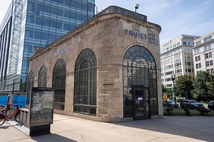 Truist plans big bank branch expansion in DC area - WTOP News