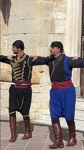 Cretan Traditional Dances in Chania #grecia #grecja #crete #travel #greece #κρήτη #крит #chania