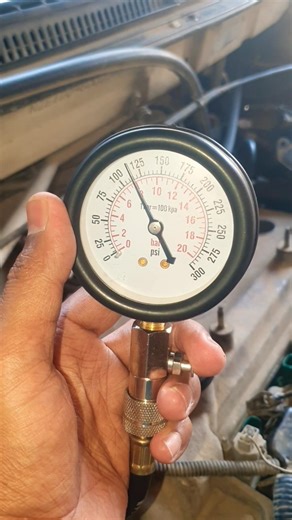 engine cylinder compression test #shorts