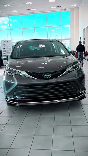 2024 Toyota Sienna Hybrid: The Ultimate Family Minivan