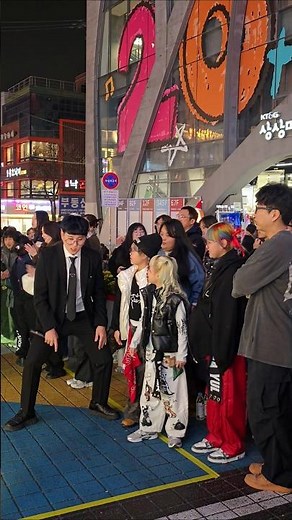 매끈매끈🎵 매끈 매끈 가능하니? 호로롱🎩 #춤추는윤지 #매끈매끈하다 #카니를찾아서 #카니 #매끈매끈한 #댄스 #kany #쇼츠 #챌린지 #kpop #춤추는곰돌 #춤추는곰돌의랜덤댄스