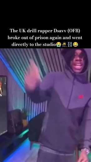 The UK drill rapper Dsavv (OFB) broke out of prison again and went directly to the studio😂#shorts