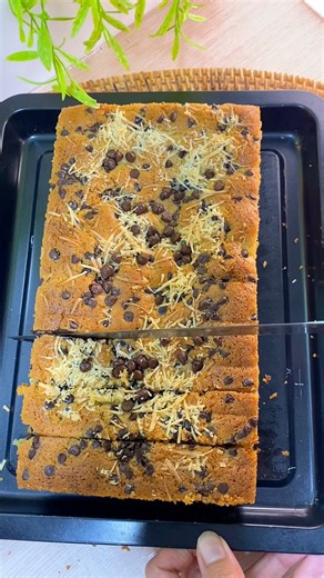 702K views · 7K reactions | Resep bolu pisang coklat #resepbolupisang #bolupisang #Resepbolupisangcoklat | nema.heryonal | Facebook