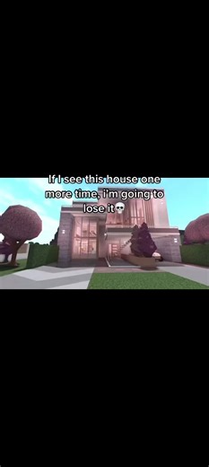 It’s everywhere I can’t escape it😭 #bloxburg #fyp #blushhouse