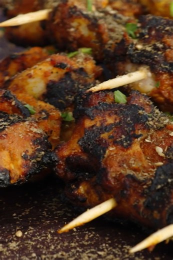 Flavorful turmeric and yogurt chicken marinade