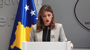 “...njëri prej personave të shoqëruar në polici, ka komunikime të shumta me persona nga Federata Ruse dhe individë të strukturave të Inteligjencës serbe” Ministrja Haxhiu çuditet me lirimin e serbëve të arrestuar të shtunën | RTV Dukagjini