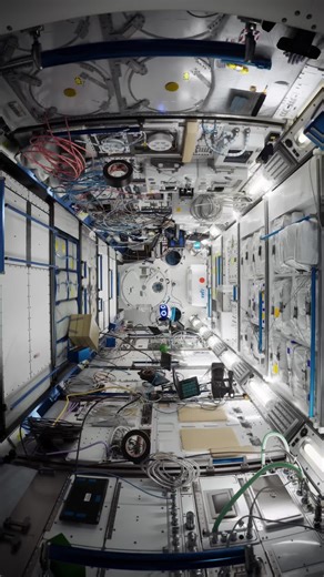 JAXAの協力で作ったバーチャル国際宇宙ステーション。3Dモデルも無料で配布中🛰️ ゲーム開発や映像制作などでご活用ください🎄🎁 https://www.fab.com/ja/listings/a67ede2d-210b-463c-9395-cd1782740d6f