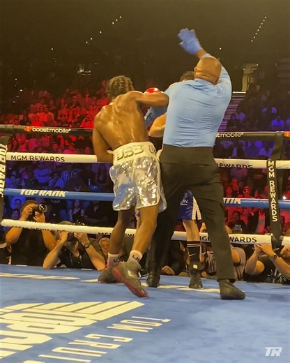 804K views · 9.6K reactions | Enjoy these knockouts from ringside!  | Top Rank Boxing | Facebook