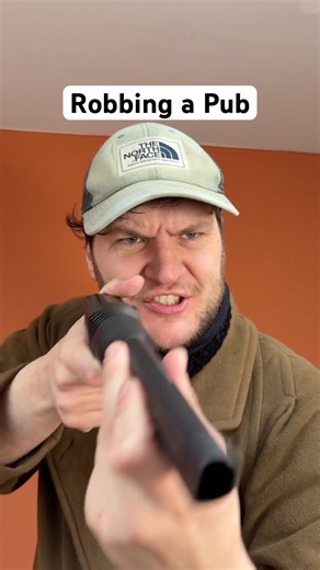 Robbing a Pub 🍺 #comedy #funny #wraggbrothers #comedyshorts #shorts