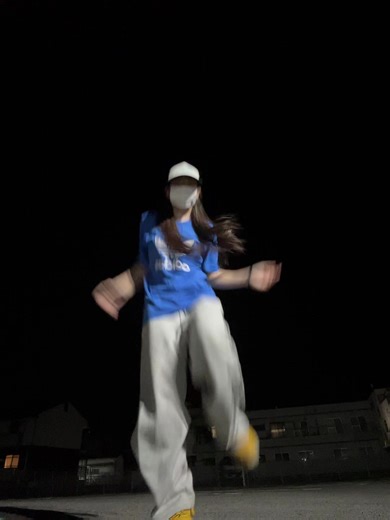 twoダンスのやり方｜みんなで楽しむダンス動画