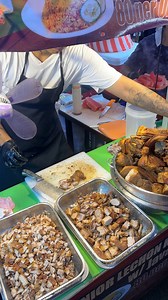 Lechon kawali with java rice in Carriedo Station #phillipinestreetfood #pinoystreetfood #QuiapoManila #JavaRiceCombo #LETCHONKAWALI | Food Habit
