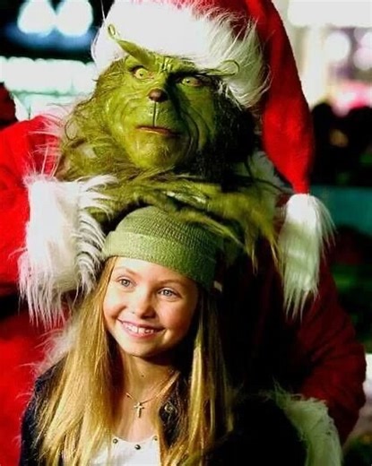 One week away! 🎄🎄🎄 | Taylor Momsen