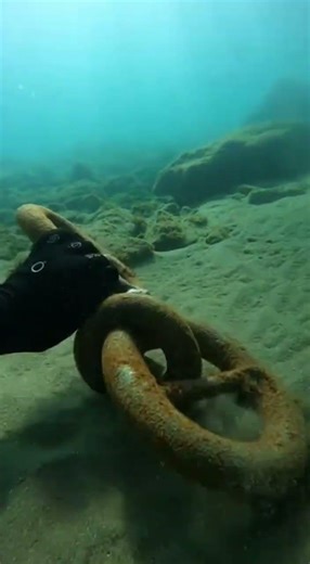 A Heavy Chain Hidden on the Ocean Floor… POV Dive #UnderwaterExploration #OceanFloor #DeepSea