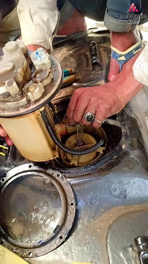 How to Remove Electric Fuel Pump from Toyota Fuel Tank