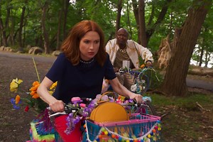 Stream It Or Skip It: 'Unbreakable Kimmy Schmidt: Kimmy Vs. The Reverend' On Netflix, An Interactive Movie That's As Surreal As The Series Was