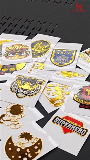 Make custom brand labels and creative logo designs with fine-line gold foil effects — crisp, detailed, and full of luxury shine. 🌟 Crafted with UV-H6004S Roll-to-Roll UV DTF Printer, UV-I800 Glue Discharge & Gold Stamping Machine, and C-800 XY Automatic Cutter. 💫 Shine in every detail ✨ Contact www.hanrunpaper.com WhatsApp: 189 3686 5061 e-mail: info@hanrunpaper.com #hanrunpaper #uvfoil #UVPrinter #foilstamping #uvprinting #impresorauv #estampadolámina | Hanrun Paper