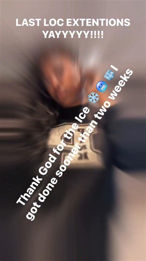 I finally made it to my LAST microlock extension y’all 🙌🏾 This took me 10 days total. Different days, different sections of my head, but this last week I locked in and went straight through. I counted every hour I was on my head… 36 hours in all 😮‍💨 This is A LOT of work. Real work. But it was worth it for the look I wanted. And y’all already know… I love change. Locks will never put me in a box. Yay yay yay yay 😍✨ #LuxuryLocs #MicrolocExtensions #HighEndHairCare #EliteHairExperience #Luxur