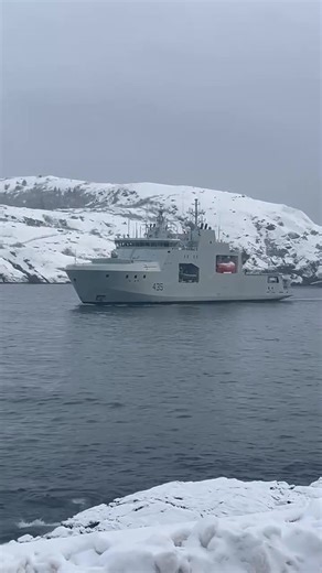 HMCS Robert Hampton Gray. Arriving in St. John’s, NL Feb 7/2026. 📸 Lucinda Payne | Ships of NL