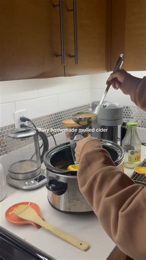 how to make mulled cider | easy crockpot apple cider