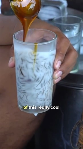 🇮🇩 Super Refreshing Indonesian ICE CENDOL!! | Chopstick Travel