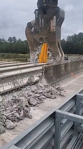 780K views · 4.3K reactions | Concrete crushing machine. #civilengineering #theconstructor #construction #civil #engineering #civilengineeringworld #civilengineer #engineer #engineers #building #civilconstruction #constructionlife #engineeringlife #constructionworker | The Constructor - Civil Engineering Home | Facebook