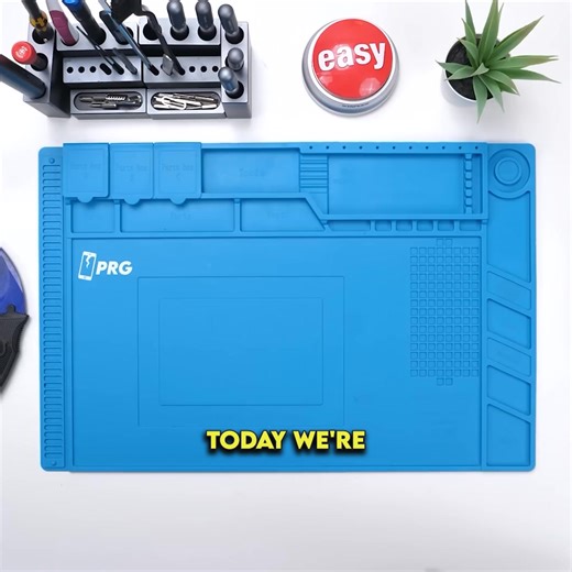 Can You Build A Samsung Galaxy Phone From Scratch Using Only Aliexpress...? Parts Used: SIM Tray: https://s.click.aliexpress.com/e/_opq... Top Speaker: https://s.click.aliexpress.com/e/_o2e... S-Pen: https://s.click.aliexpress.com/e/_oB1... Back Glass: https://s.click.aliexpress.com/e/_omb... Charging Port / Bottom Board: https://s.click.aliexpress.com/e/_oFn... Flex Cables: https://s.click.aliexpress.com/e/_opp... Screws: https://s.click.aliexpress.com/e/_opn... Battery: https://s.click.aliexpr
