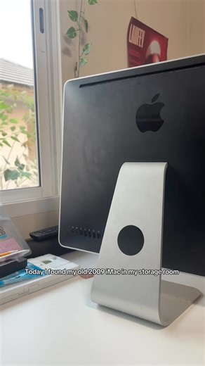 Upgrading My Old 2009 iMac: SSD and RAM Enhancements