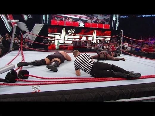 Big Show And Mark Henry Obliterate The Ring: World Heavyweight Championship - WWE Vengeance 2011 [669ec0]