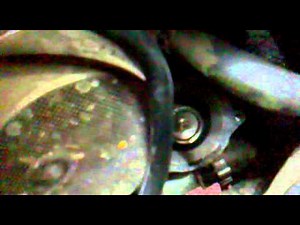 Disassembly and cleaning of the EGR valve