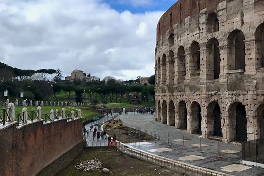 Packing for Rome in March | romewise