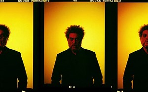 The Weeknd - Less Than Zero (官方伴奏)