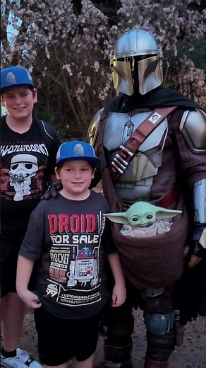 The Mandalorian and Grogu Mando Meet & Greet Star Wars Hollywood Studios at Disney World