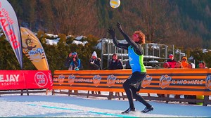 Torna a Moena Perla Alpina dal 7 al 9 febbrao "Mizuno Snow Volley Marathon" con la musica e il divertimento dei Deejay Xmasters e lo show in volo di Aaron Durogati :) Invece nella Ski Area San Pellegrino - Dolomiti tutto lo spettacolo dello "Snowboard big air slope style" di Coppa Italia Visit Trentino Dolomiti Superski | Val di Fassa