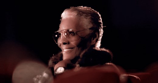 How did Dionne Warwick rebuild her fortune after her 2013 bankruptcy? Her net worth now