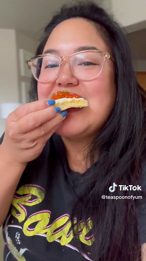 Delicious Ikura Pan Recipe | How to Make Salmon Roe Bread at Home