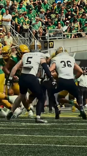 Nathan Bolton on Instagram: "Don’t deal with blockers if you don’t have to‼️ Slipping blocks is a great technique to use for linebackers when block disruption is not an option. Key points: -Shoulder must go down at an angle. If you just turn your body, you’re dead in the water -Take the extra step while slipping to clear the blocker -And most importantly, have to re-stack the blocker to make the play #linebacker #collegefootball #linebackerdrills #fridaynightlights #offszngrind"