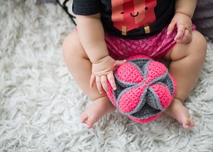 Crochet Amish Puzzle Ball