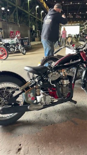 Indian Motorcycle Customs at One Moto Show pack-in #DicEtv