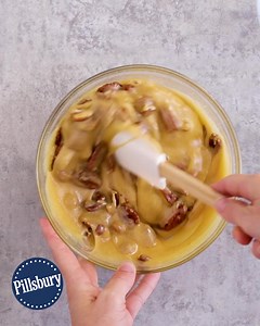 13K views · 195 reactions | Pecan pie doesn't have to be tricky! This simple and sweet recipe gets back to delicious basics—the only frills here are on the premade pie crust! Get the recipe for Easy Pecan Pie: https://www.pillsbury.com/recipes/easy-pecan-pie/5c4d96b6-8173-4ad7-be2b-ee26ada91eb8?utm_source=facebook&utm_medium=social_organic&utm_campaign=MSP_XX?&mktgimp=pbrbfrozgpie | Pillsbury | Facebook