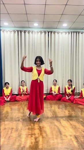 Battle Round Dance | Vividha Academy Student Performance | Aaj More Piya Ghar Aayenge – Kailash Kher