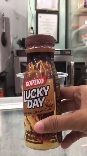 DIY Coffee Float for ₱65 at 7/11 (Kopiko Lucky Day)