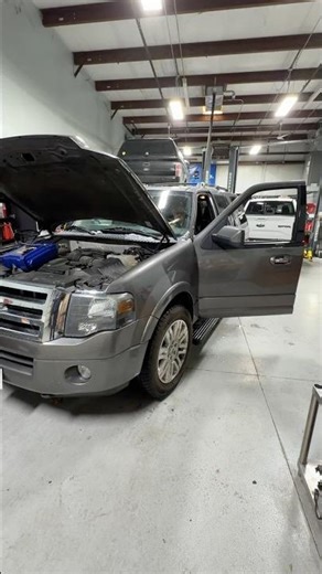 This Ford Engine Sounds Really Bad! #shorts