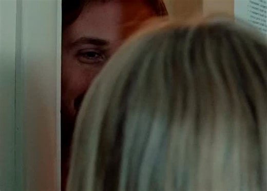 @flixnmovies_ on Instagram: "Ryan Gosling and Michelle Williams actually lived together for thirty days while filming Blue Valentine (2010). Gosling later said it was hard for both of them to take off their wedding rings when the filming wrapped. #explorepage #movies #explorepost #memes"