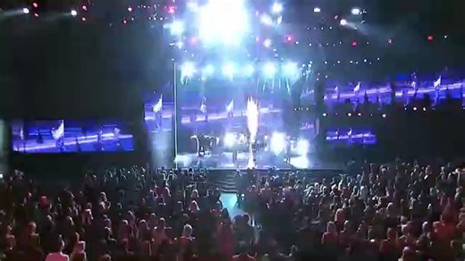 Jessie J, Ariana Grande, Nicki Minaj - Bang Bang (Live on American Music Awards)