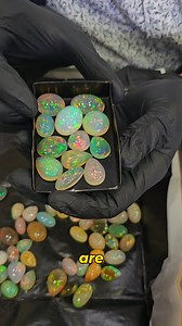 Two shimmery gemstones ✨ Rainbow Moonstone with soft flashes… and Opals full of fire and colour play. Both are magical. For 2026, which gemstone would you pick? Comment below 👇💎 #gemstonevibes #gemshow #gemshop #Gemcollection #opals | Labradorite KING