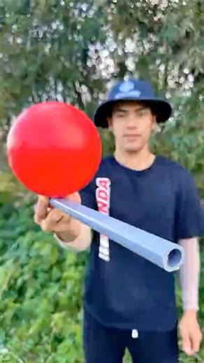 Survival Skills: Make a bubble Horn to Scare Off Wild Animals #ohd #survival #skills #bushcraft
