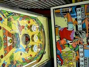 Chicago Coin Hee-Haw Pinball Machine
