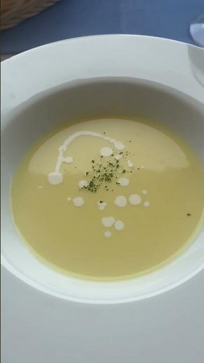 酒田駅前の複合施設ミライニの2階にあるフランス風郷土料理、ル・ポットフーでランチ。美味しかった。 #ル・ポットフー #フランス料理 #ランチ #酒田市 #山形県 #駅前 #複合施設 #旅行 #夏休み